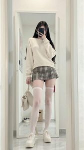 Ảnh gái mặc váy ngắn phong cách dễ thương