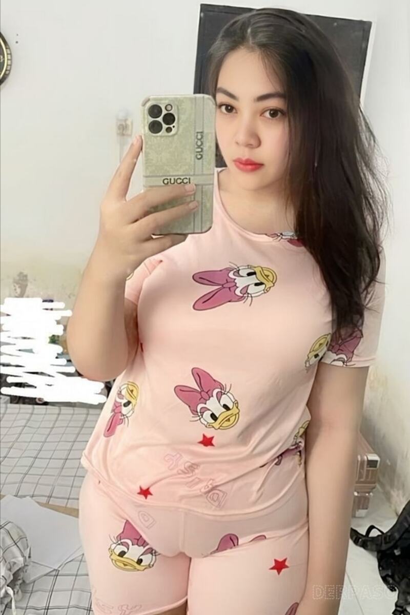 ảnh gái múp gợi cảm