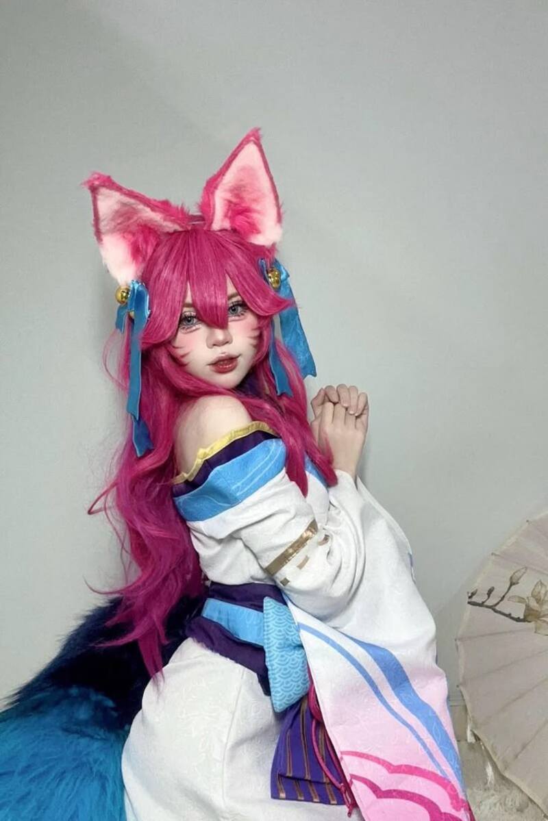 ảnh gái xinh cosplay Ahri liên quân