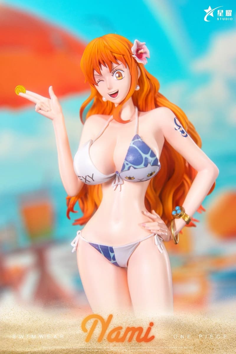 Ảnh Nami mặc bikini xanh ngọc