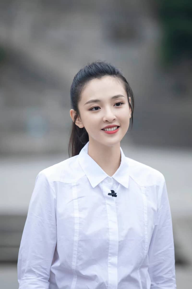 Ảnh nền gái xinh Trung Quốc thanh xuân vườn trường