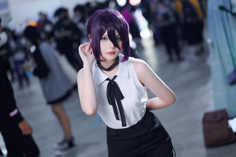 gái xinh cosplay Reze đầy quyến rũ
