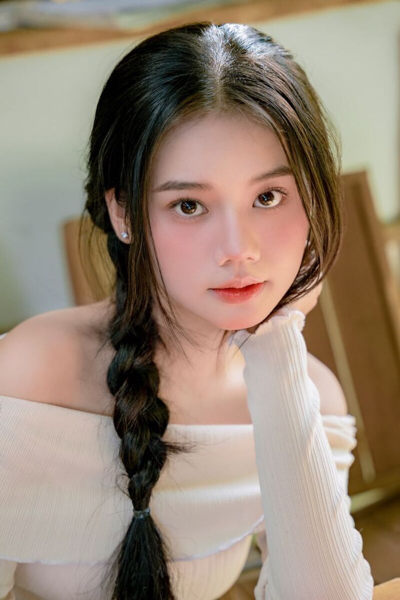 gái xinh dễ thương thu hút ánh nhìn