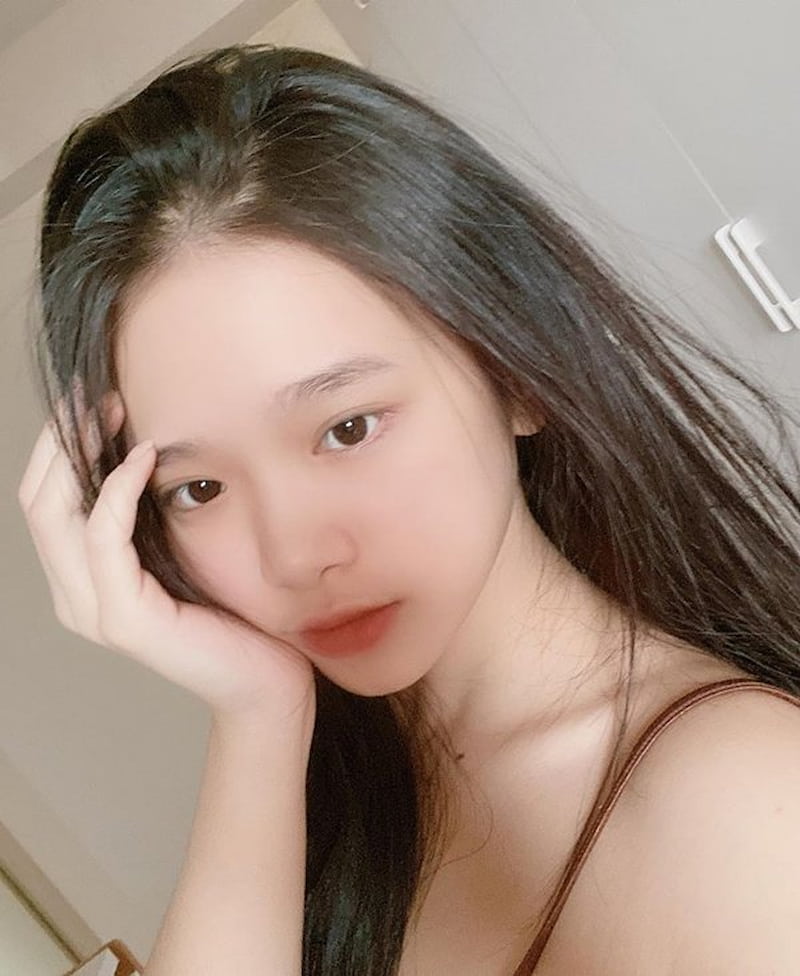 ảnh gái xinh tự sướng mặt mộc quyến rũ